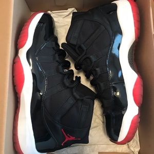 Air Jordan 11 Retro Sz 10